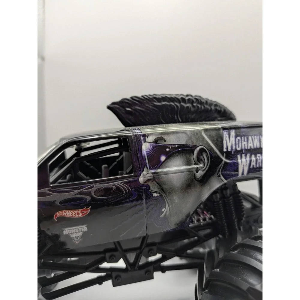 Monster Jam Mohawk Warrior Diecast Monster Truck Large 1:24 Purple Black Metal